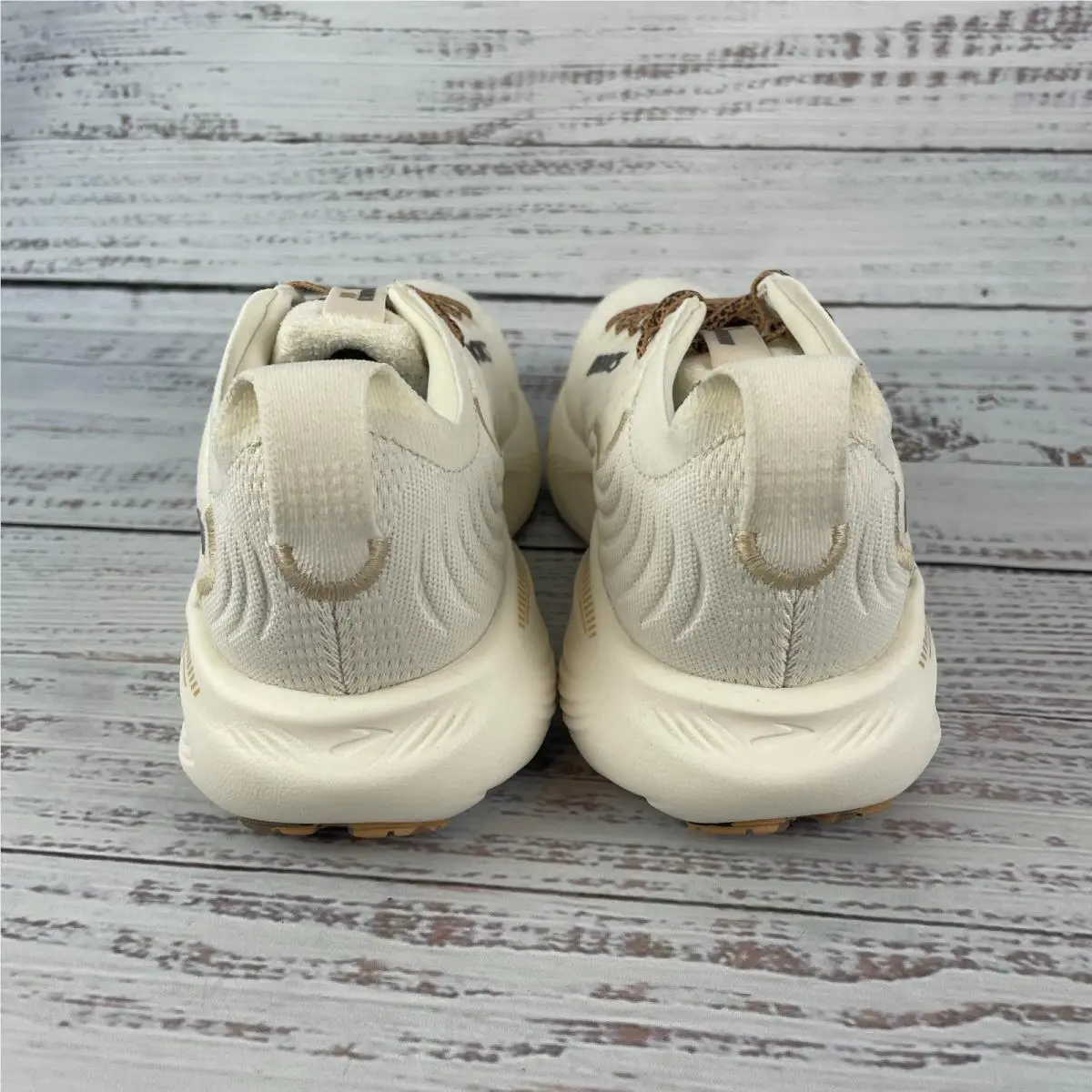 Brooks shoes - 1203711B067 - 120371-1B-067 - Cream (UPC: 195394907438) 4