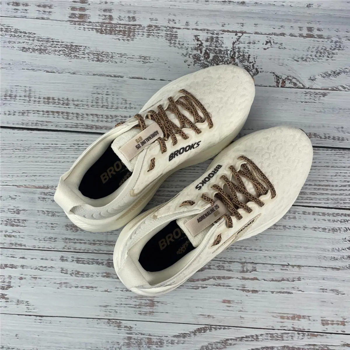 Brooks shoes - 1203711B067 - 120371-1B-067 - Cream (UPC: 195394907438) 6