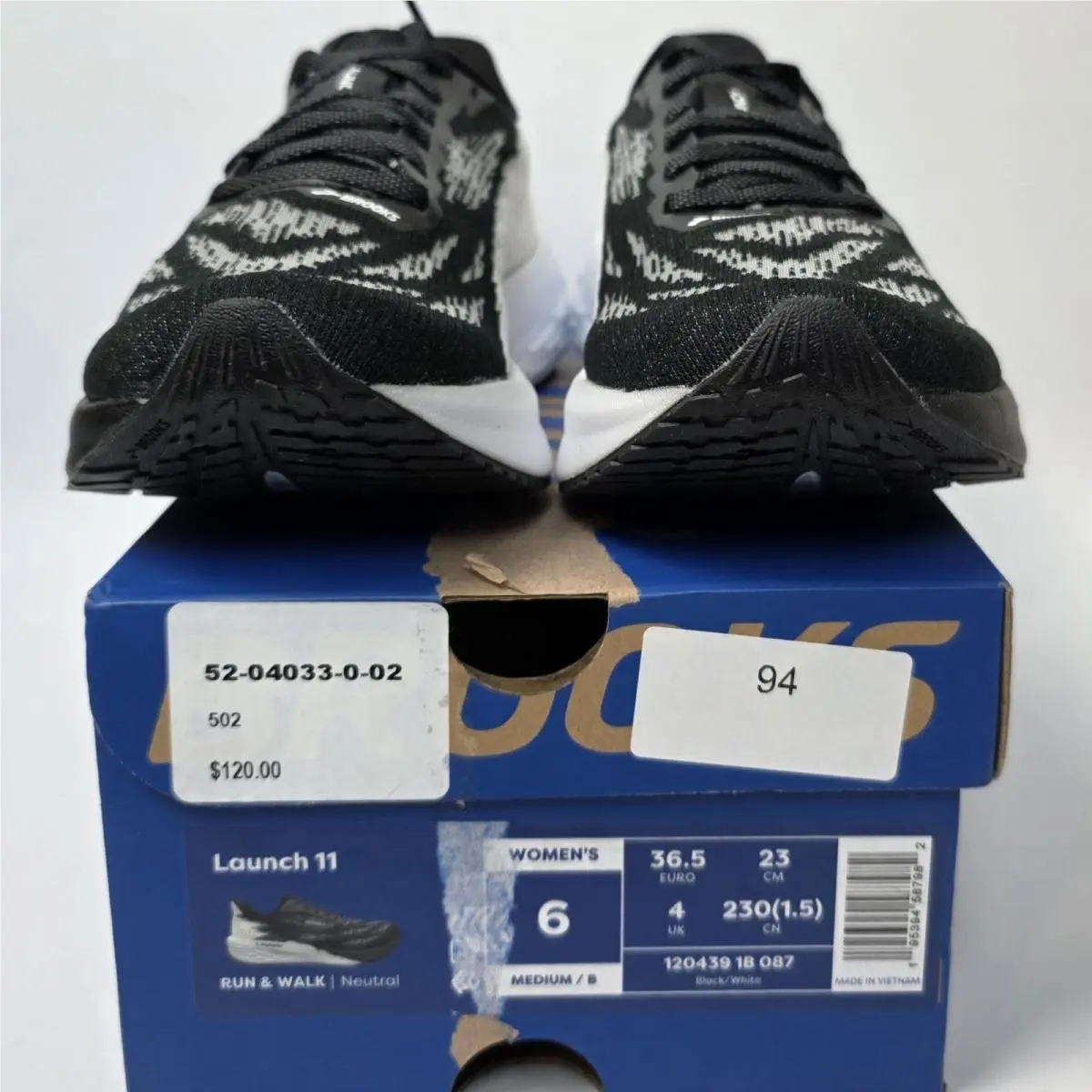 Brooks shoes - Brooks Launch 11 - Launch - White 1