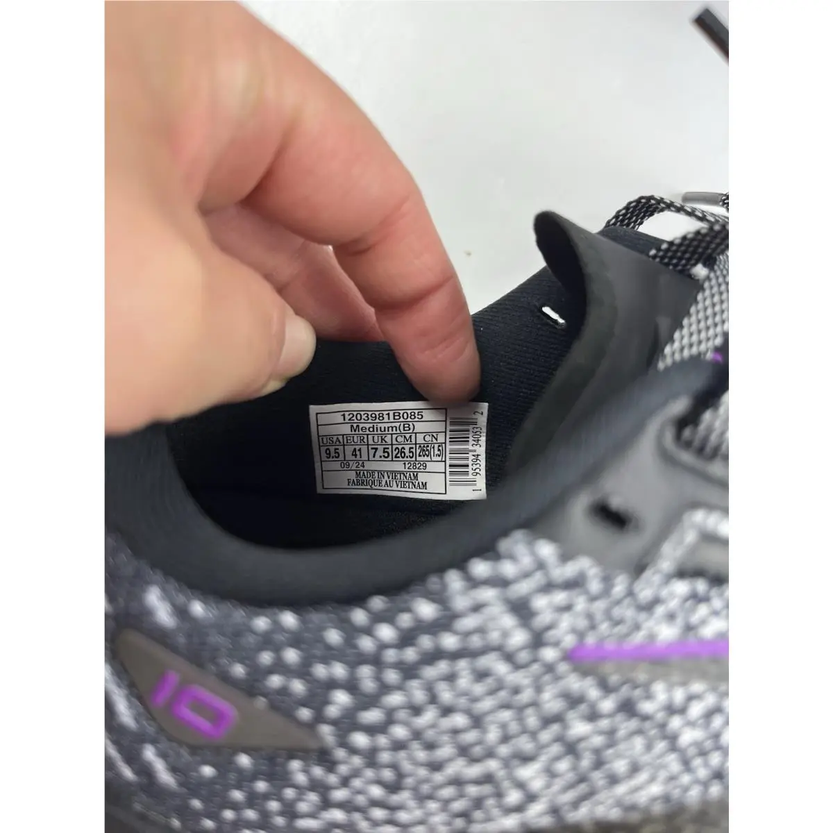 Brooks shoes - Brooks Launch 10 - Launch - Black/White/Violet 8