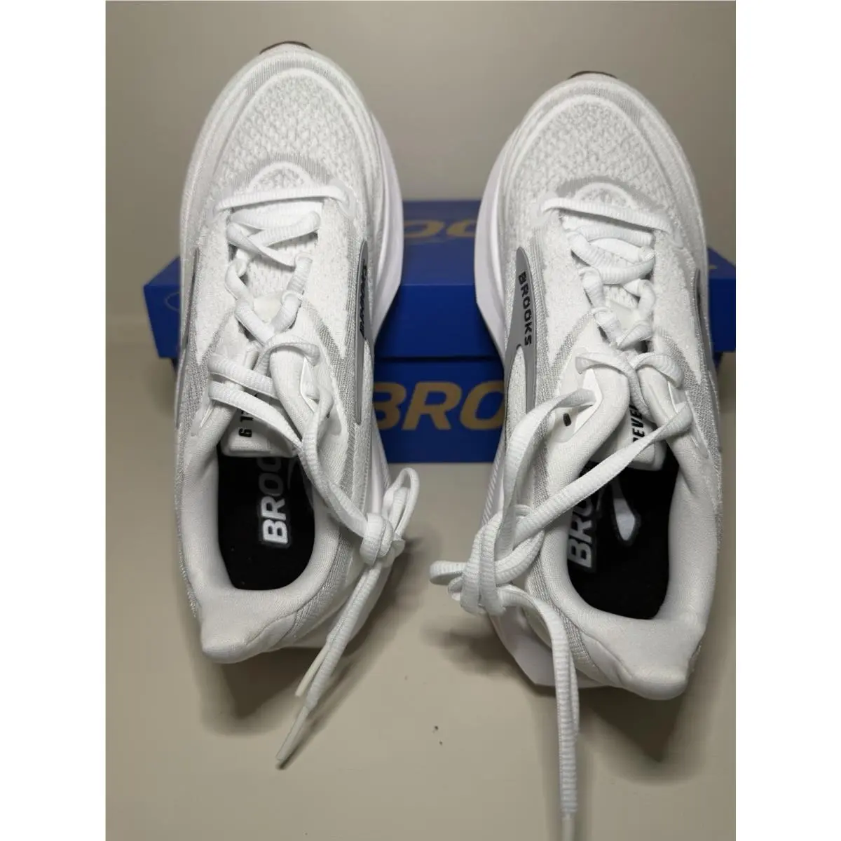Brooks shoes - Brooks Revel 9 - Revel - Black 4