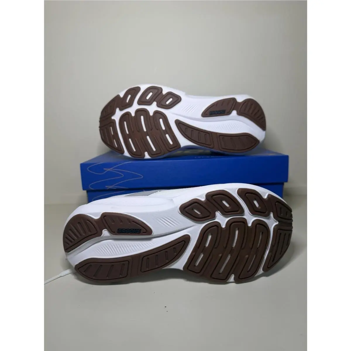Brooks shoes - Brooks Revel 9 - Revel - Black 6