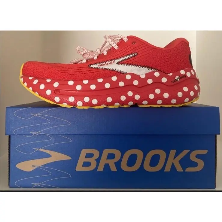 2025 Run Disney Minnie Mouse Ghost Max 2 Brooks Sneakers M 10 / W 11.5 Wide /2E