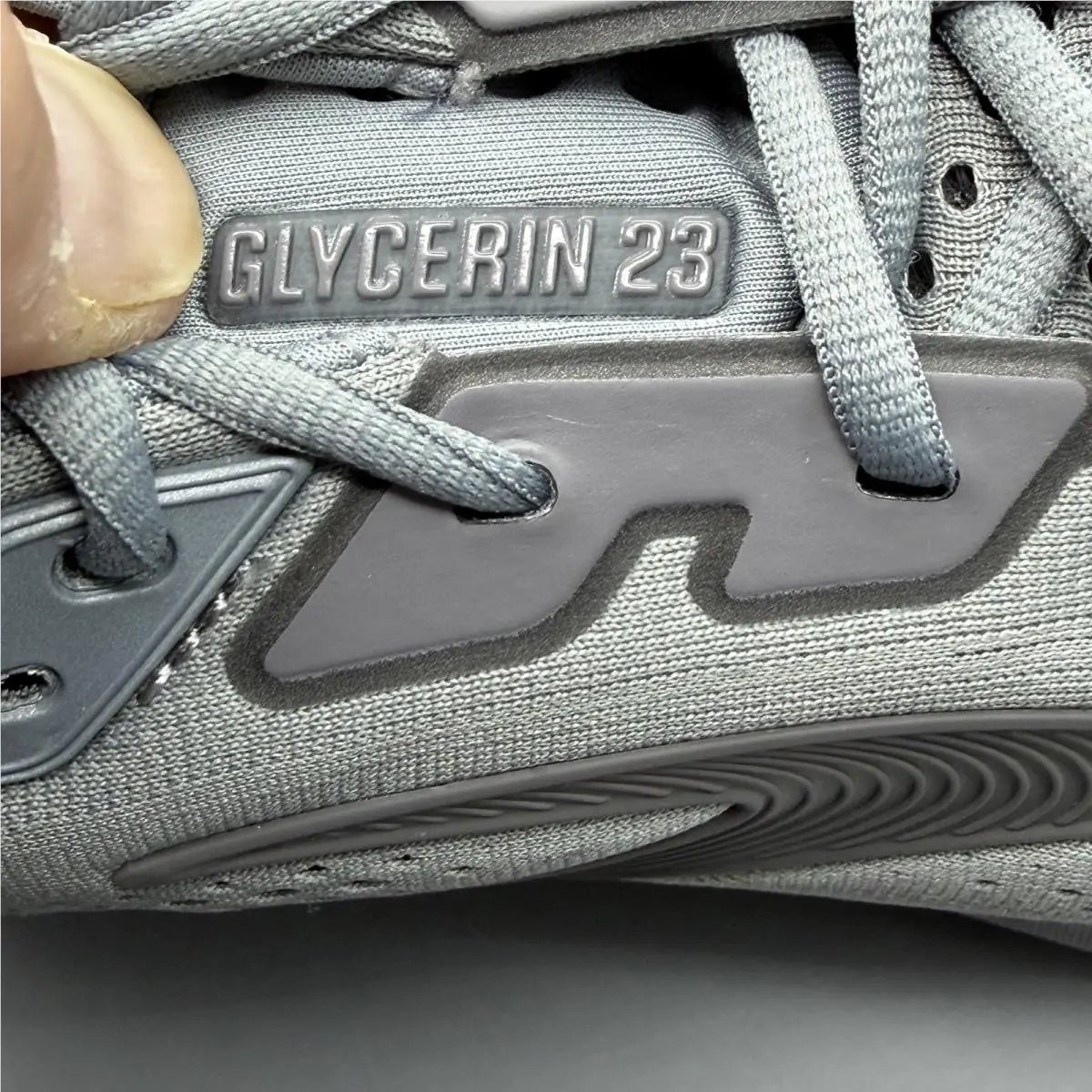 Brooks shoes - Glycerin 23 - Glycerin - 1104762E096 - Gray 9