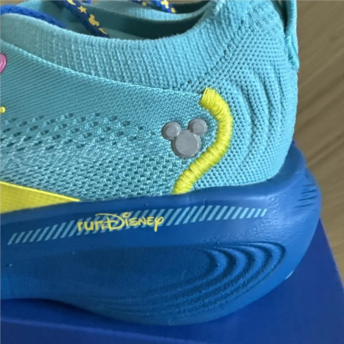 Brooks shoes - Brooks Adrenaline GTS 25 - Adrenaline GTS - 120544 1B 486 - Blue (UPC: 195394833638) 0