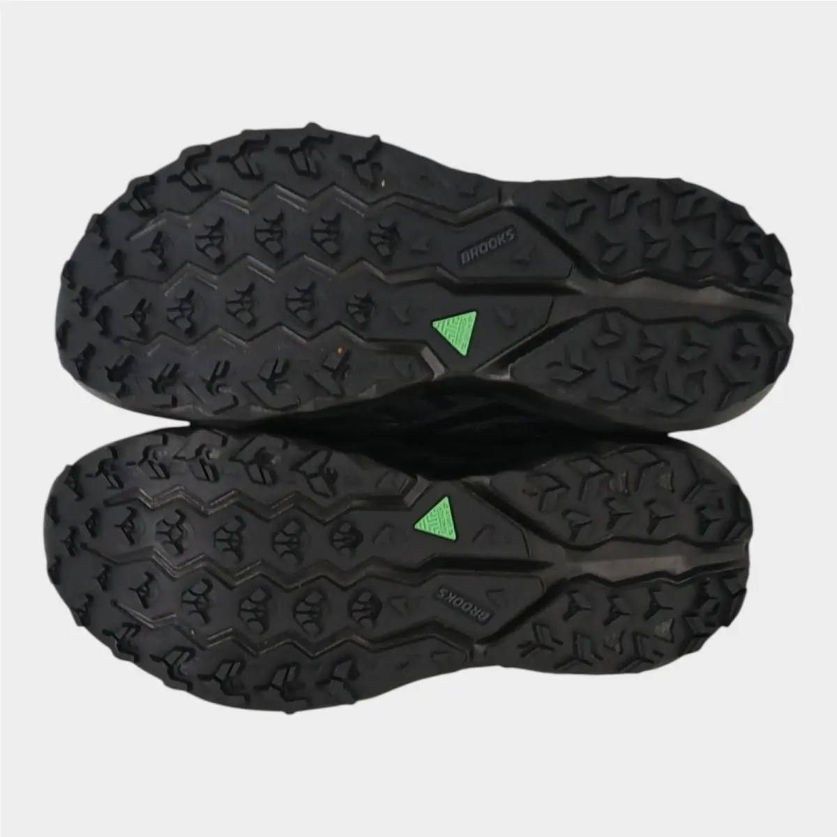 Brooks shoes - As Pictured 3