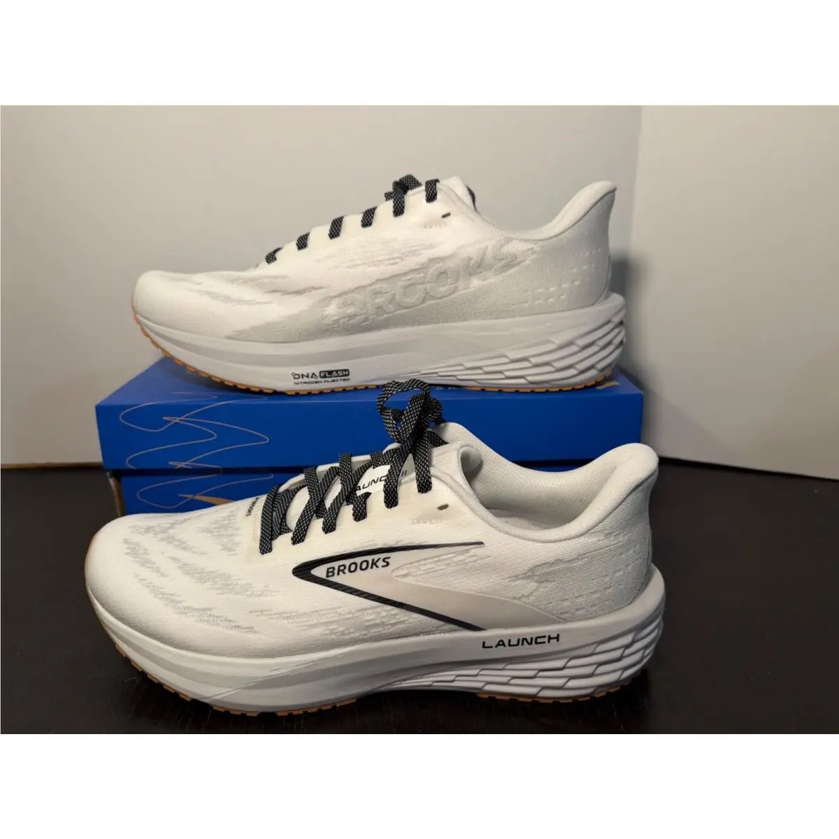 Brooks shoes - White, Black, Grey 5