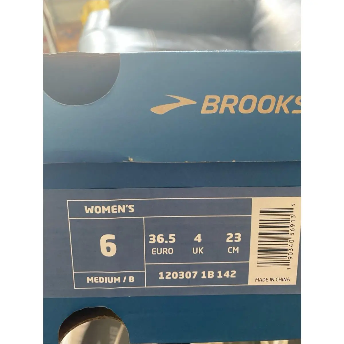 Brooks shoes - BROOKS Addiction Walker 2 - Addiction Walker - 120307 1B 142 - White (UPC: 0190340569135) 4