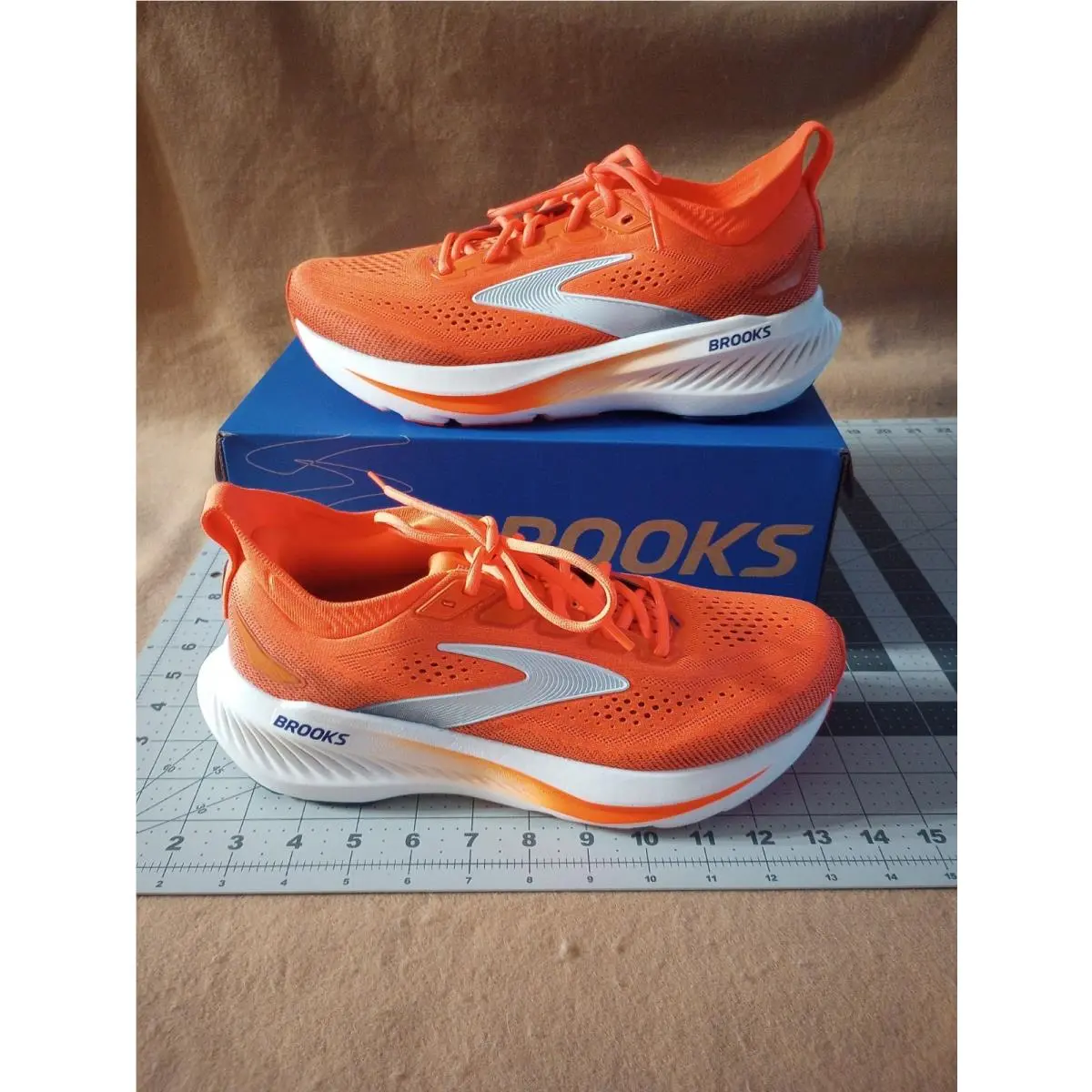 Brooks shoes - Brooks Glycerin 23 - Glycerin - Orange White 1