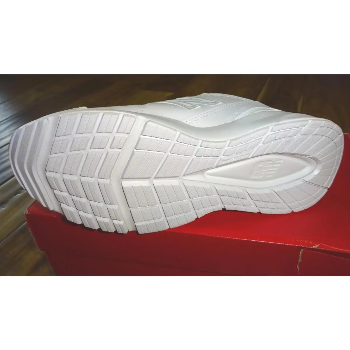 New Balance shoes - New Balance 608v5 - White 5
