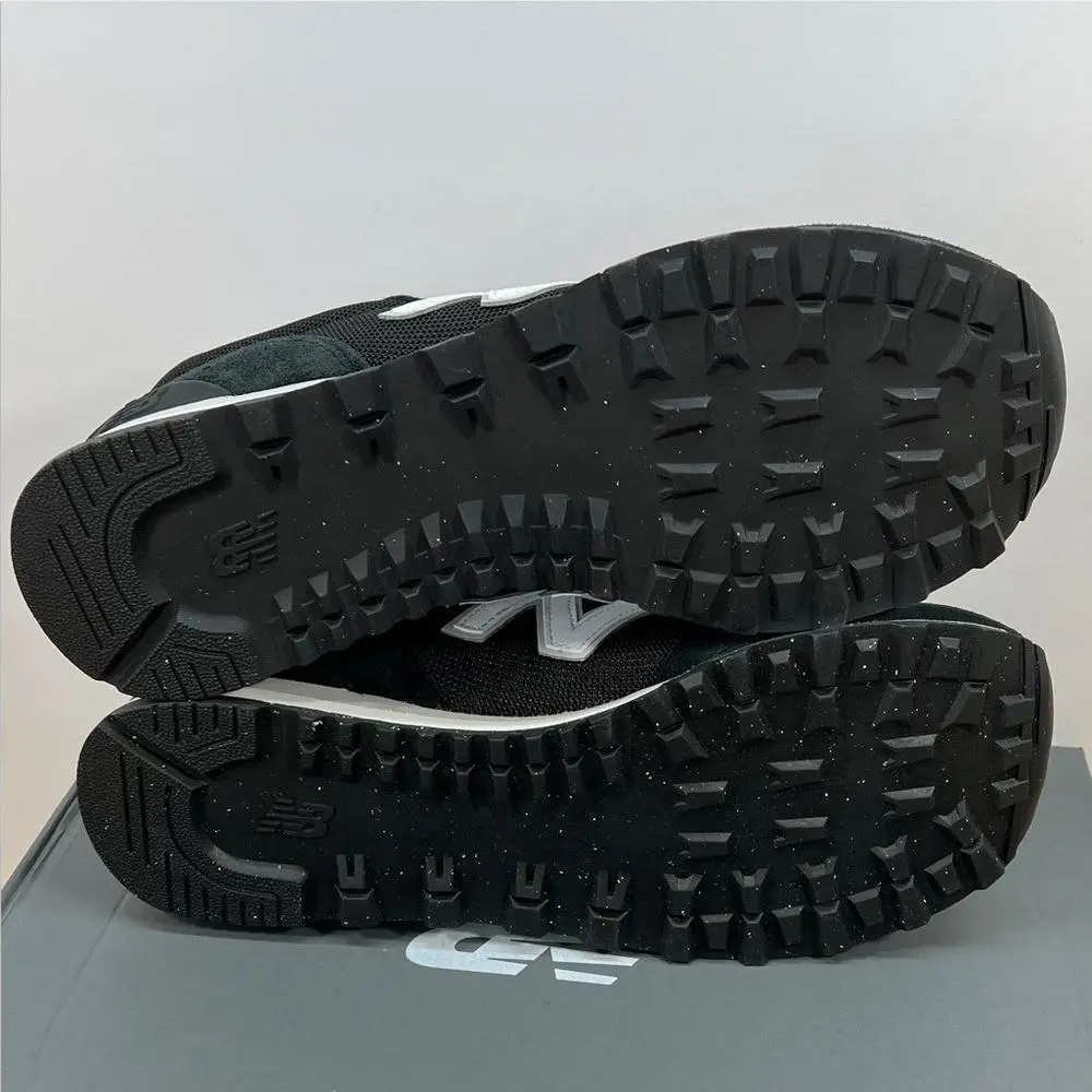 New Balance shoes - Black 8