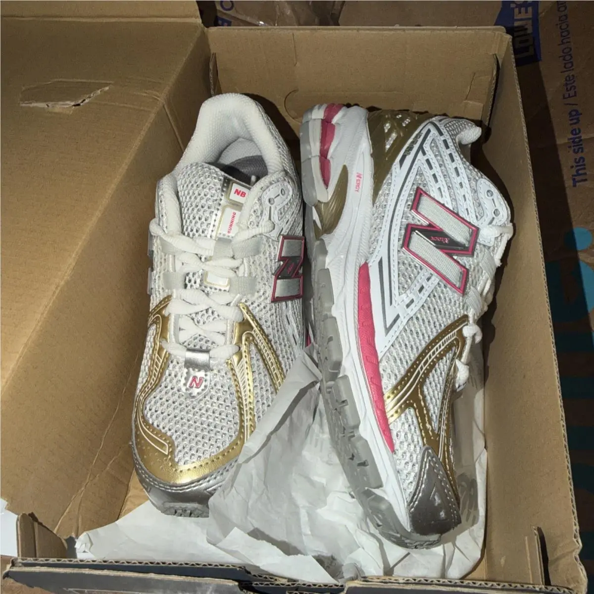 New Balance shoes - Clear 3