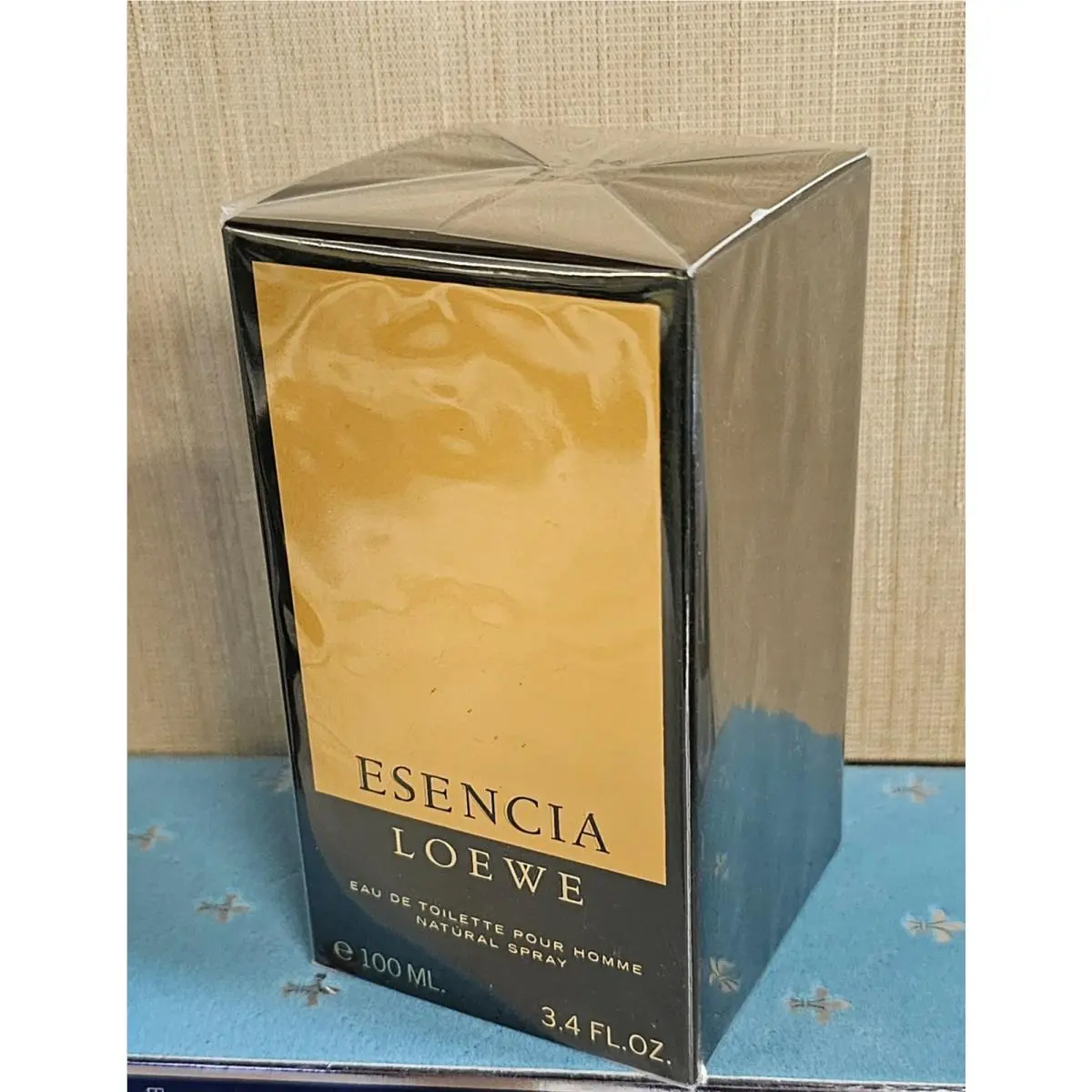 Esencia Loewe BY Loewe Pour Homme 3.4/3.3 OZ/100 ML Edt Spray IN A Box