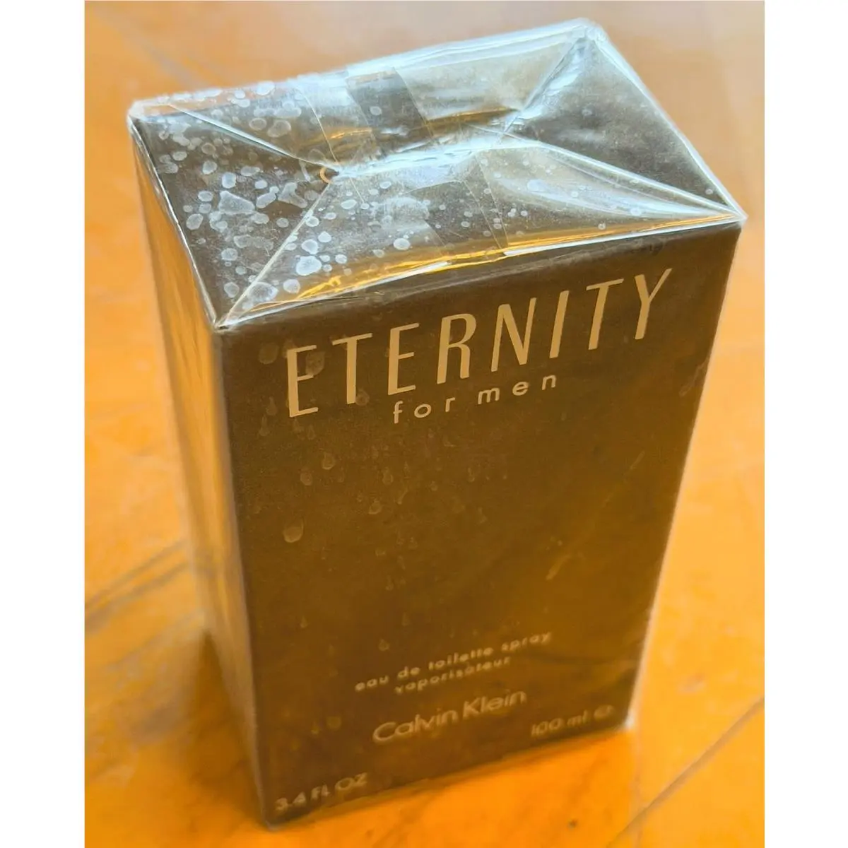 Vintage Eternity Men  Cosmetics Eau de Toilett Spray by Calvin Klein