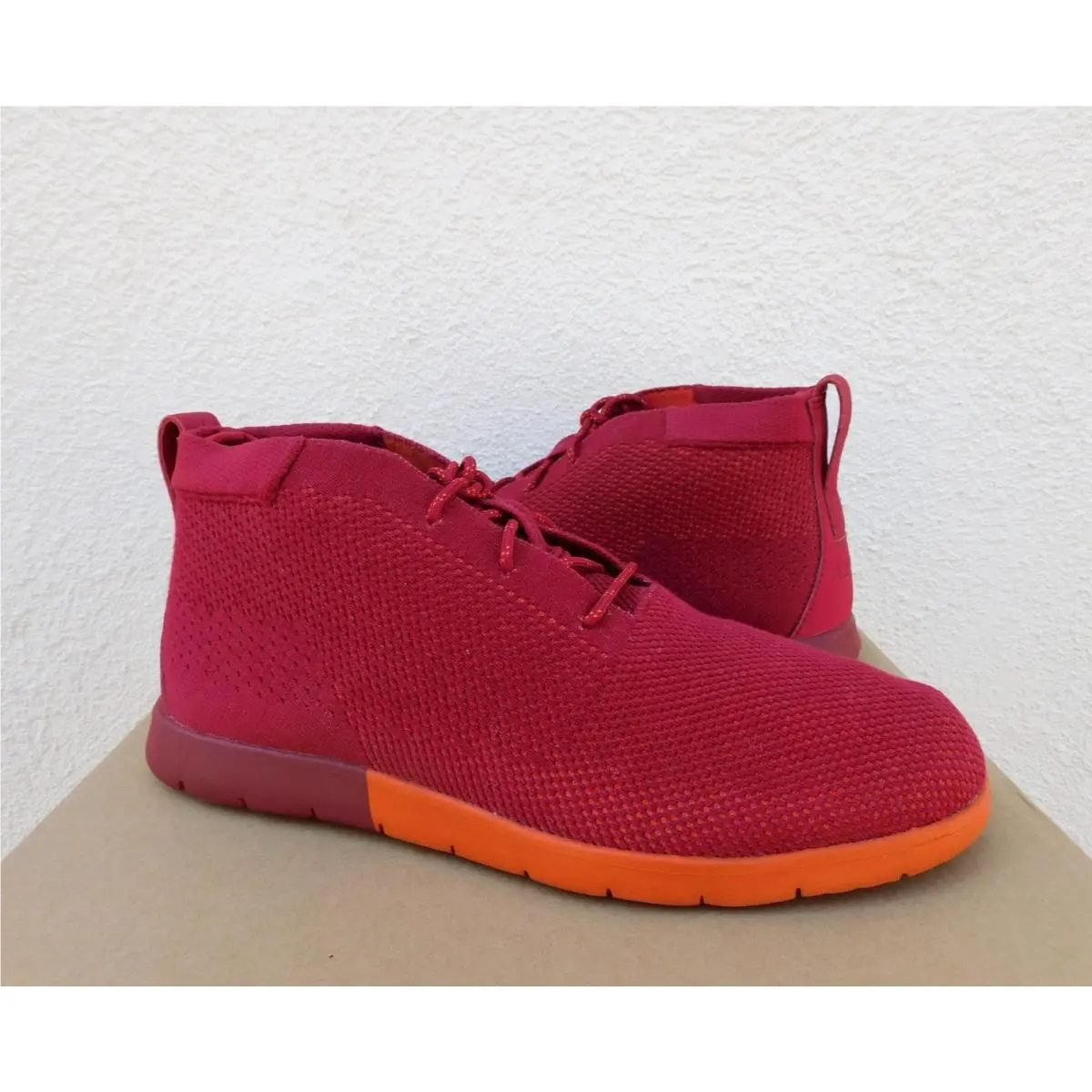 Ugg Red Freamon Wide Hyperweave Sneaker Ankle Boots Men US 9.5 3E/ Eur 42.5