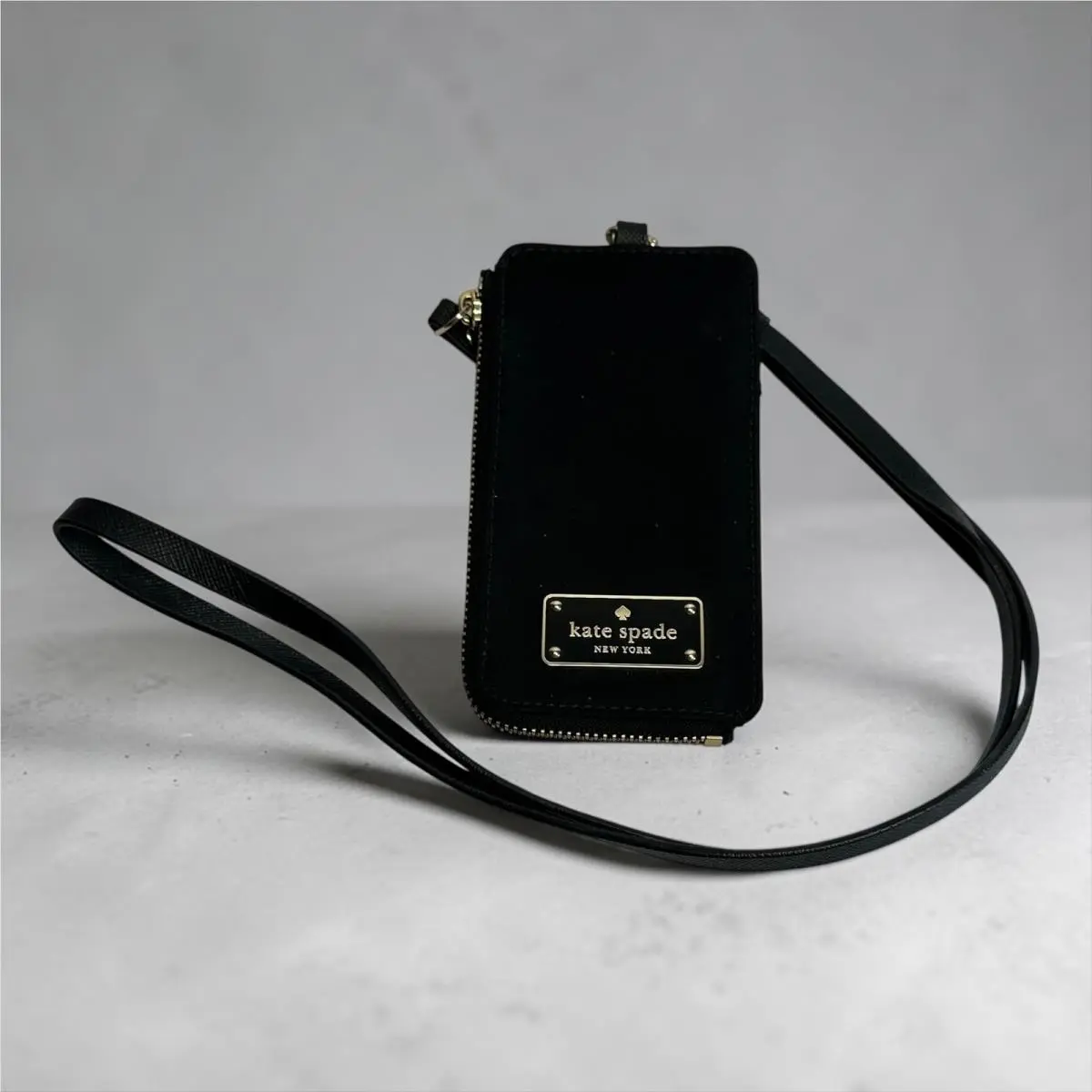 Kate Spade Wilson Road Edria Phone Crossbody Bag Black WLRU5072 Small Purse