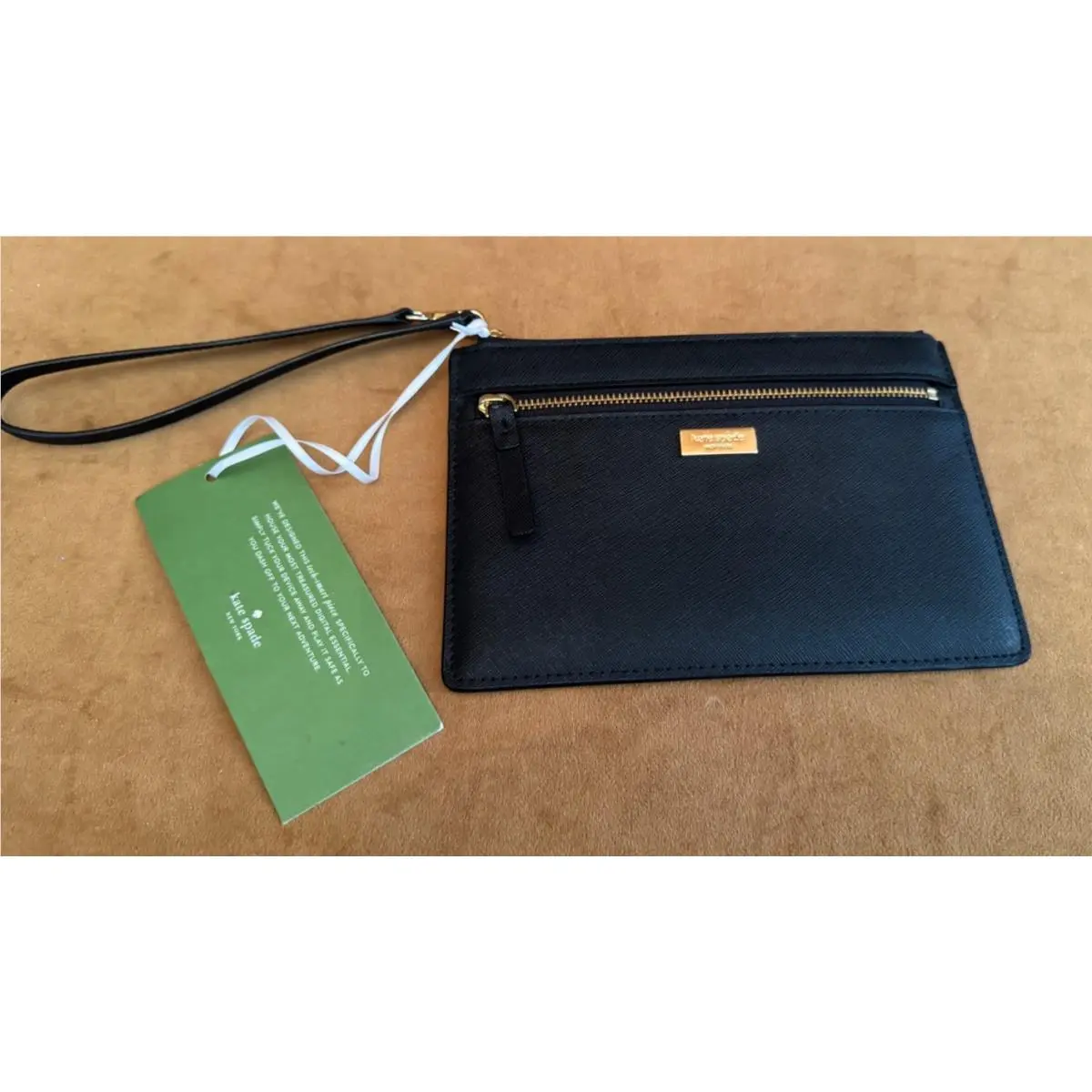 Kate Spade Tinie Laurel Way Wristlet Black Leather WLRU2677 New