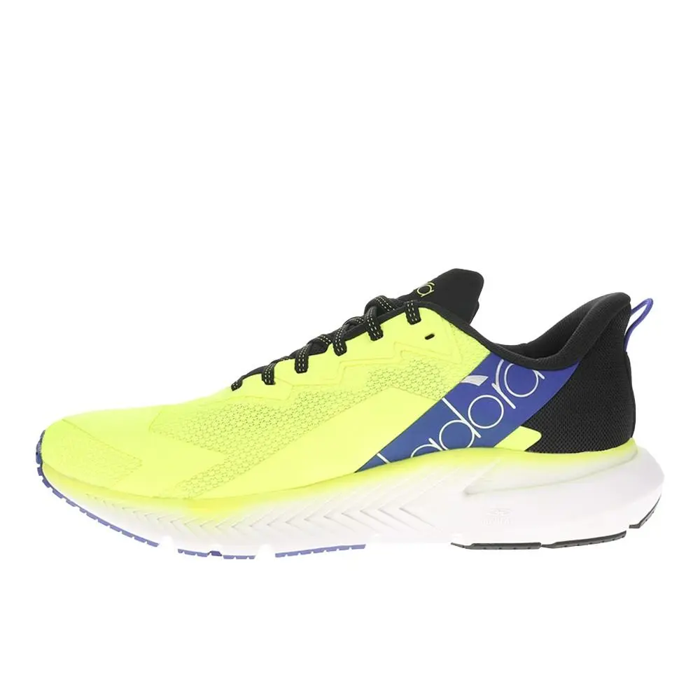 Diadora shoes - diadora Mythos Blushield Volo 4 Running - 180253-C4102 - Yellow 6