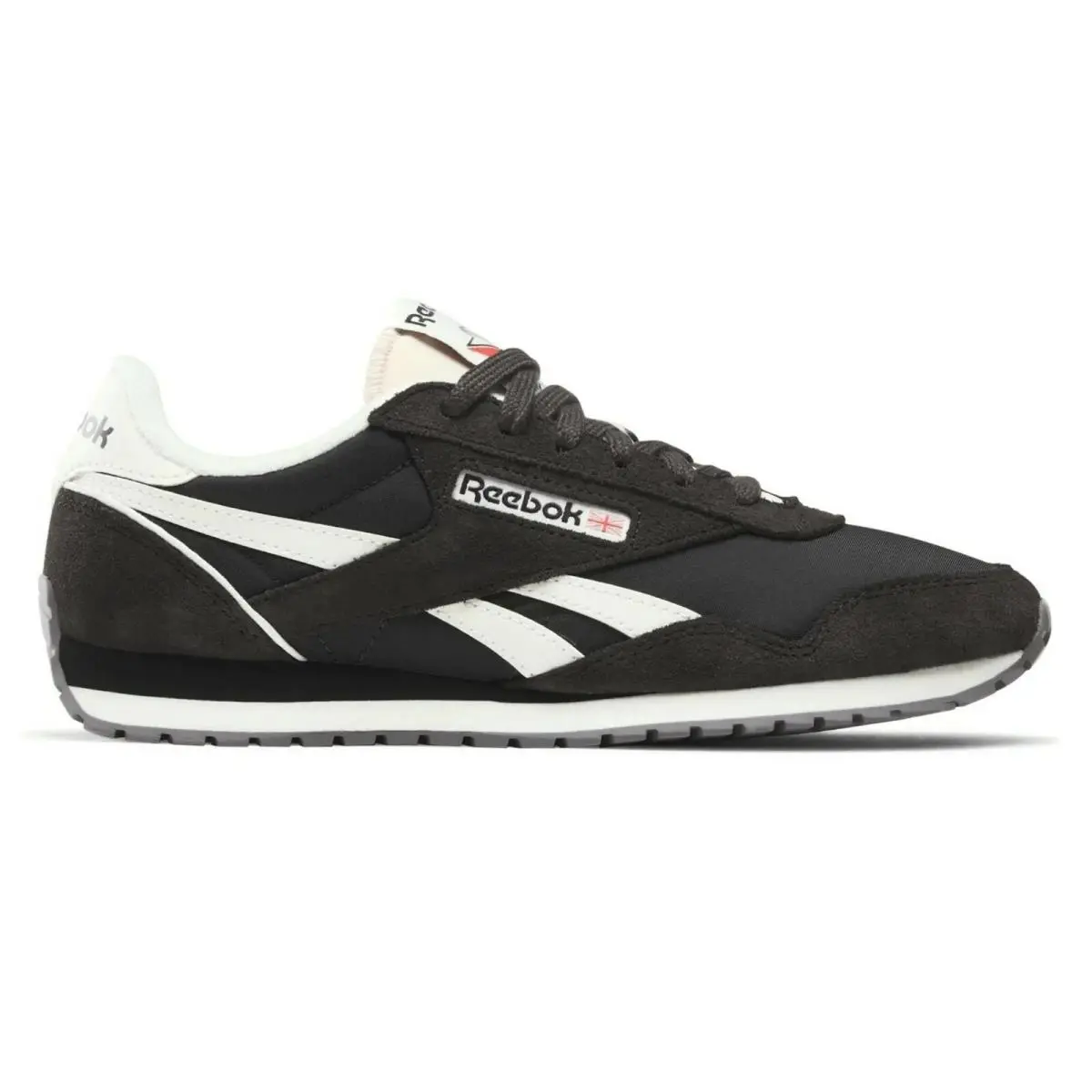 Reebok shoes - Reebok Classic - Classic - Black, Manufacturer: Washed Black / Washed Black / Chalk 18
