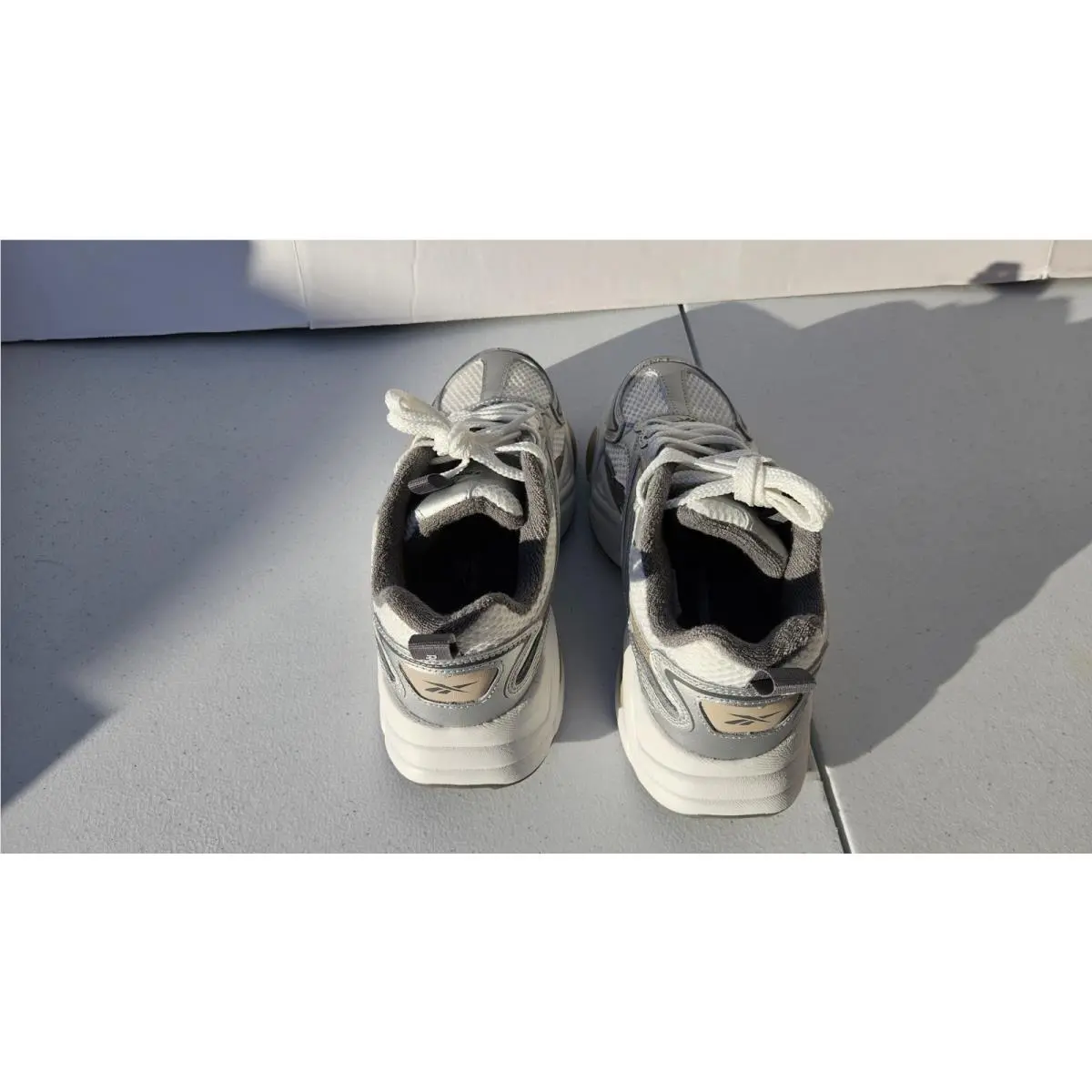 Reebok shoes - Reebok Charge - Charge - Pure Grey/chalk 4