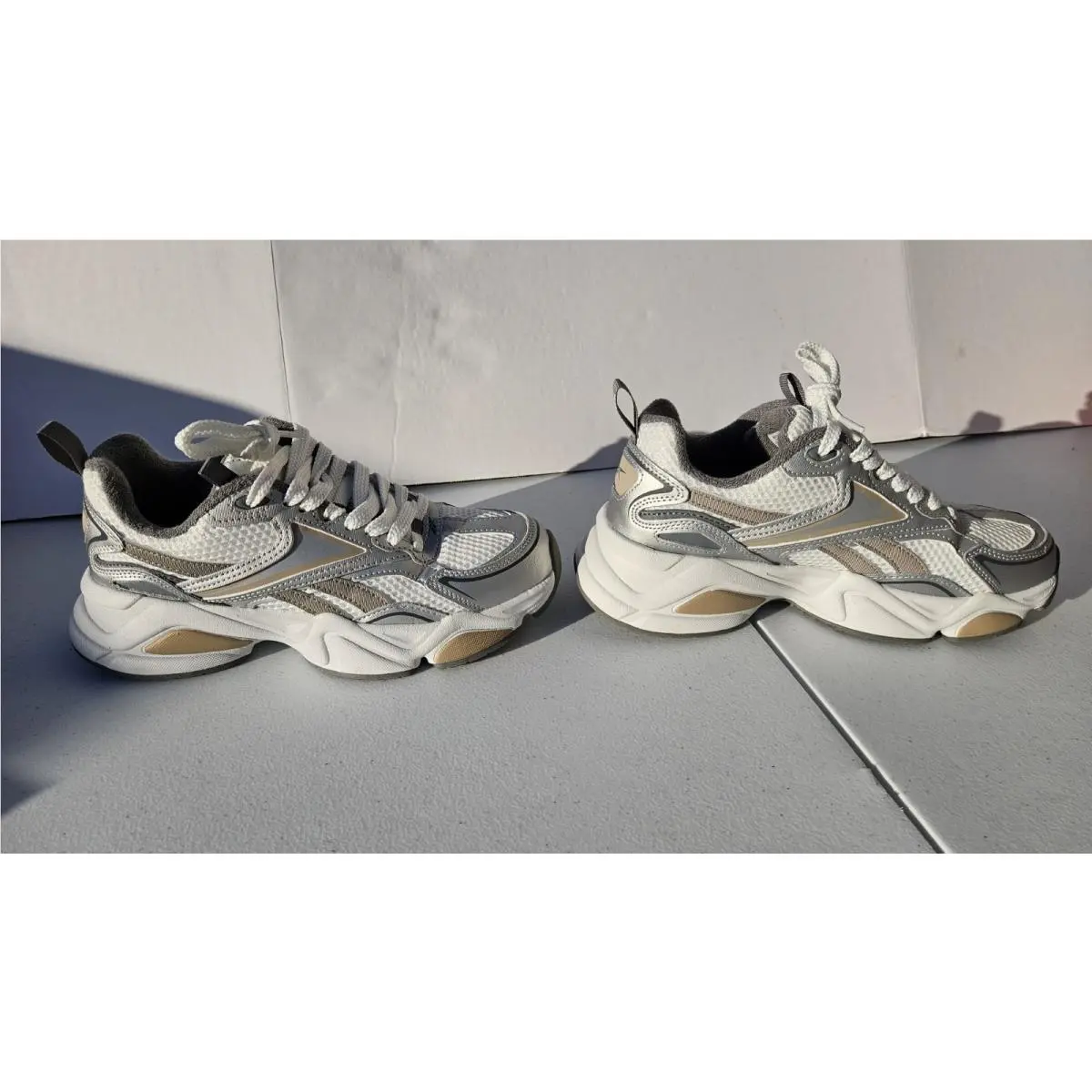 Reebok shoes - Reebok Charge - Charge - Pure Grey/chalk 3