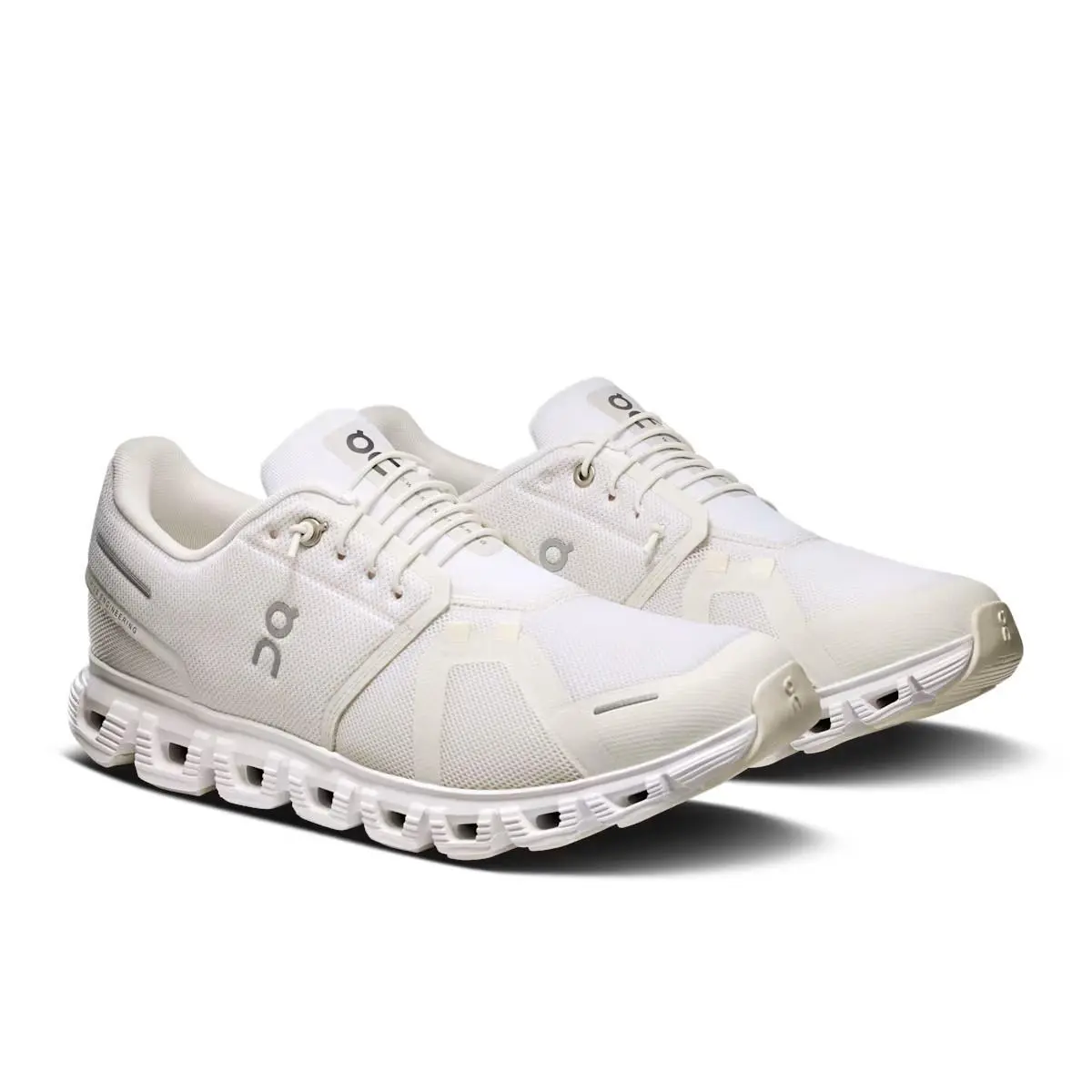 On-Running shoes - Cloud 6 - Cloud - Black | Black 30