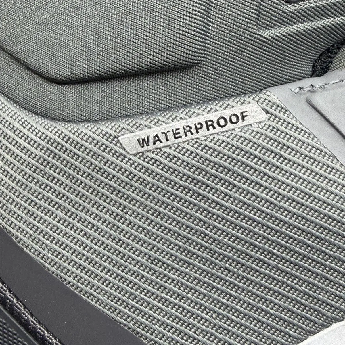 On-Running shoes - Cloudrock Waterproof - Cloudrock Waterproof - 2399246 - Grey/Black (UPC: 7630440623670) 9