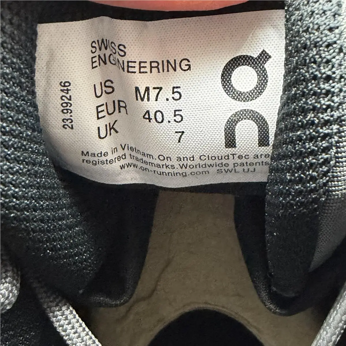 On-Running shoes - Cloudrock Waterproof - Cloudrock Waterproof - 2399246 - Grey/Black (UPC: 7630440623649) 11