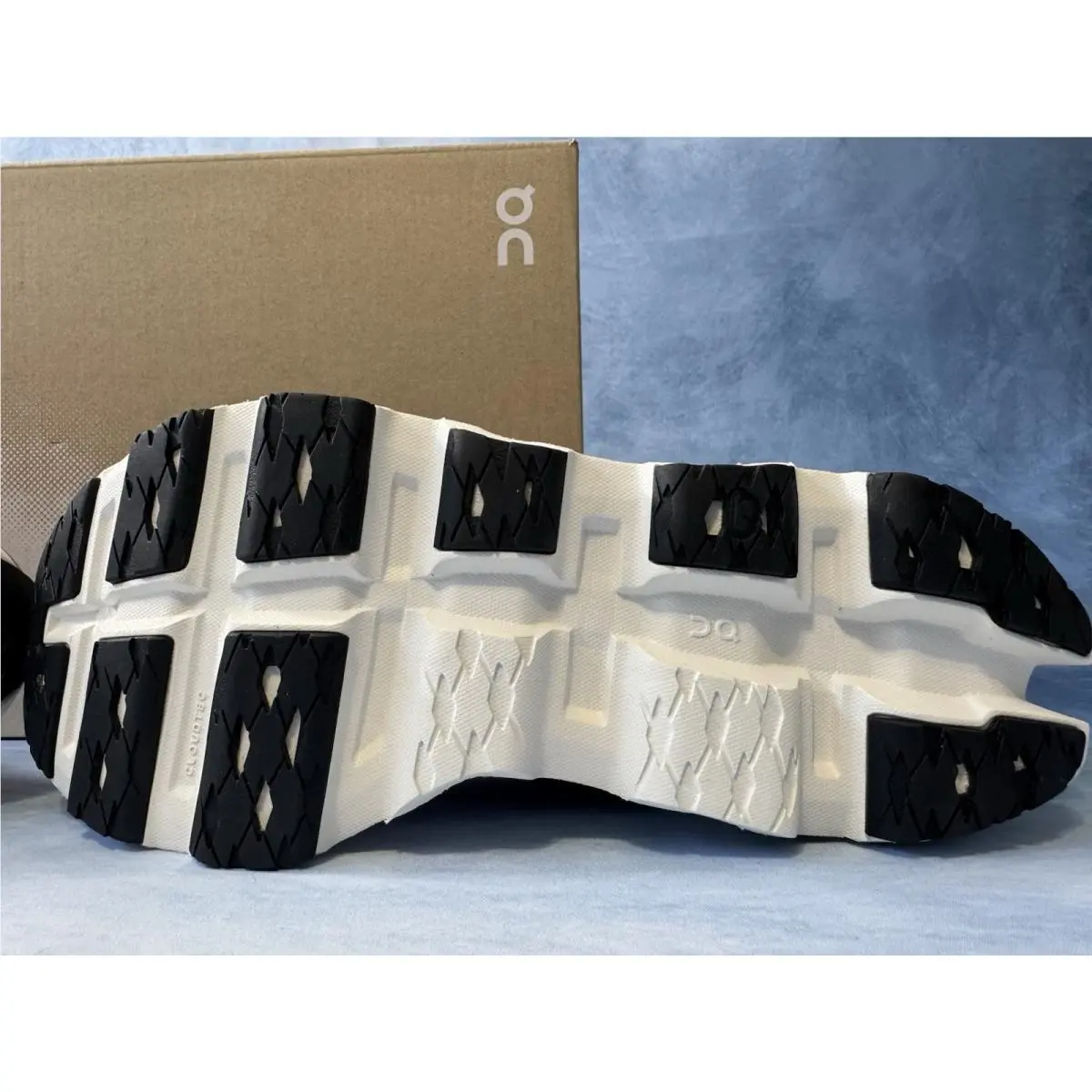 On-Running shoes - Cloudmonster 3 - Cloudmster - 3WG10034590 - Sakura Ivory 9