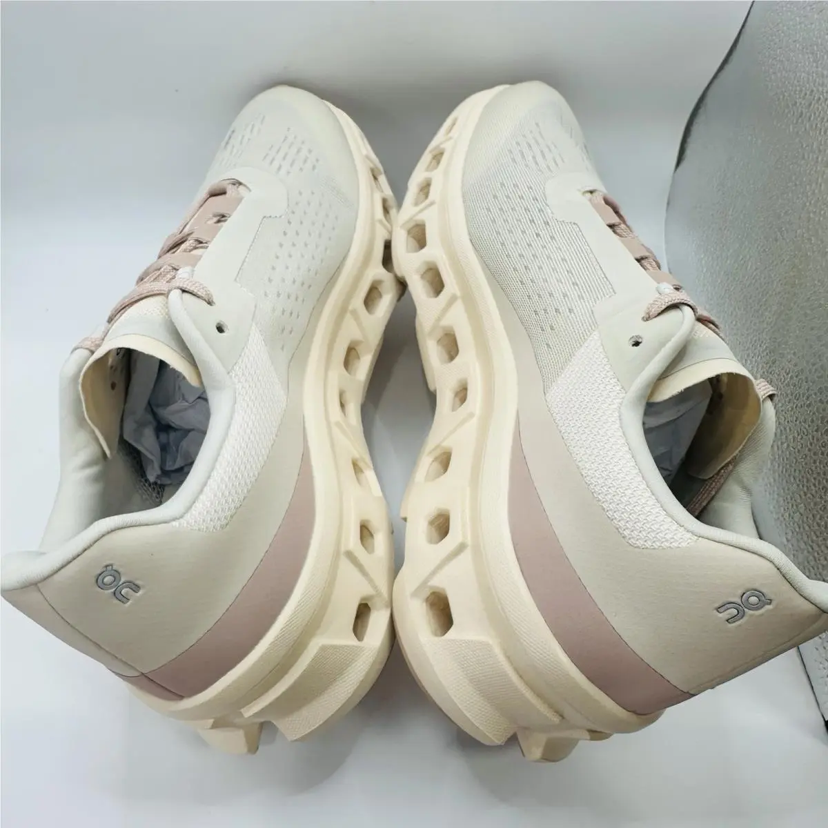 On-Running shoes - On Cloudmonster - Cloudmster - 61-97785 - White 4