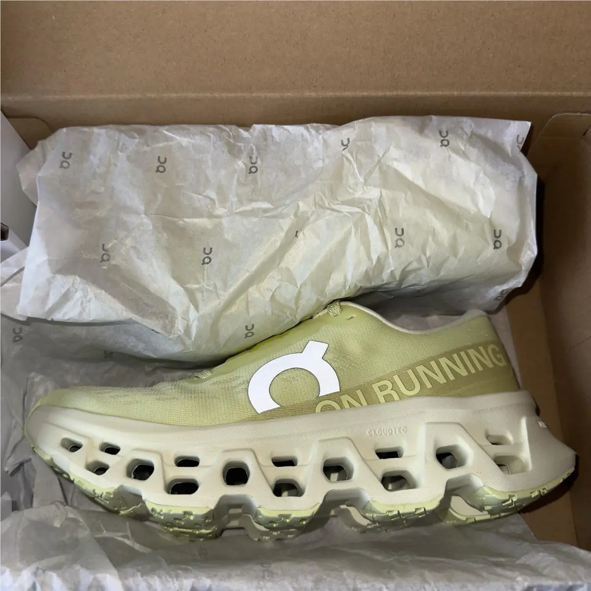 On-Running shoes - Cloudmonster 3 - Cloudmster - 3WG10034859 - Limelight | Seedling 8