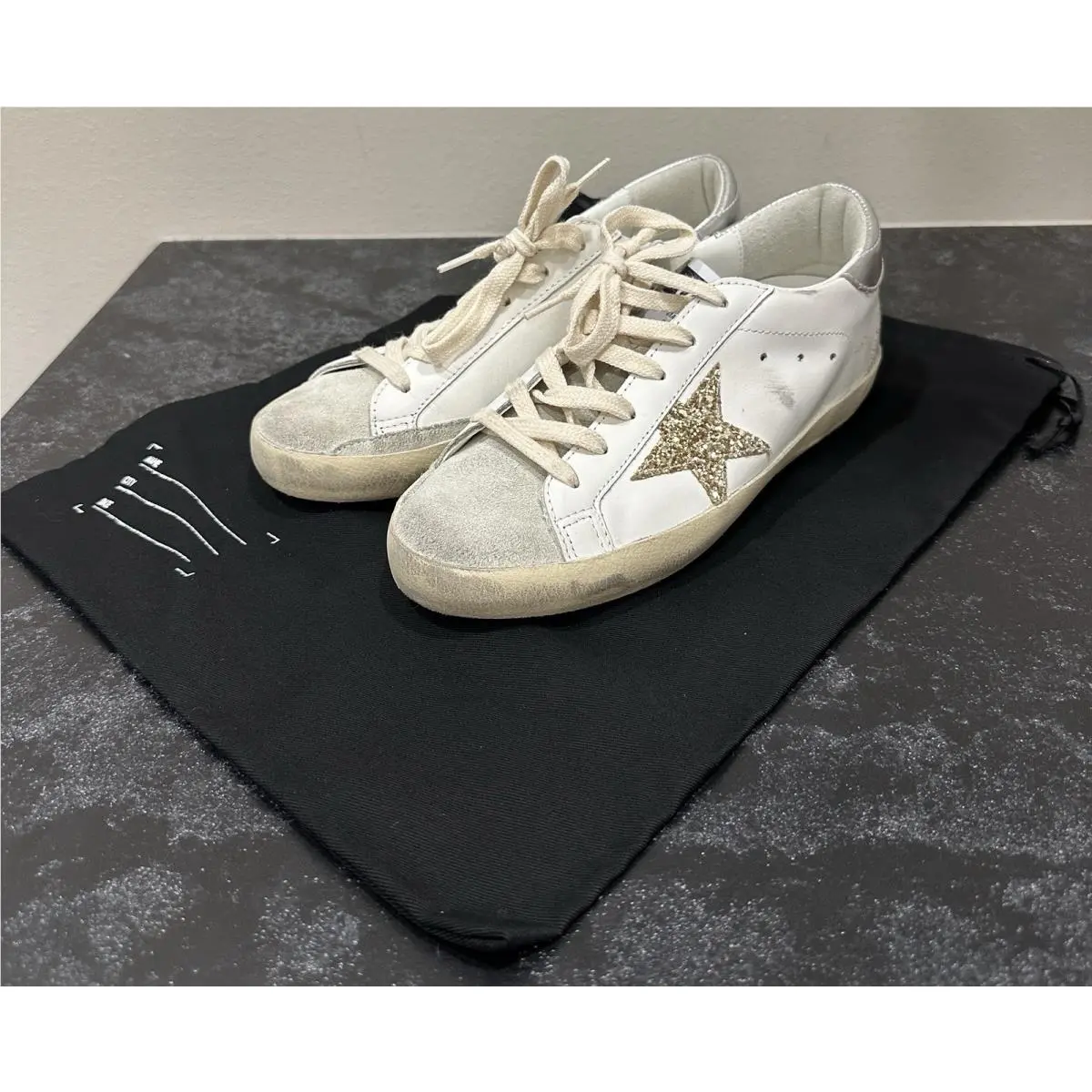 Golden Goose shoes - Super-Star Classic - Classic - GWFOO102FOO4664 - White 1