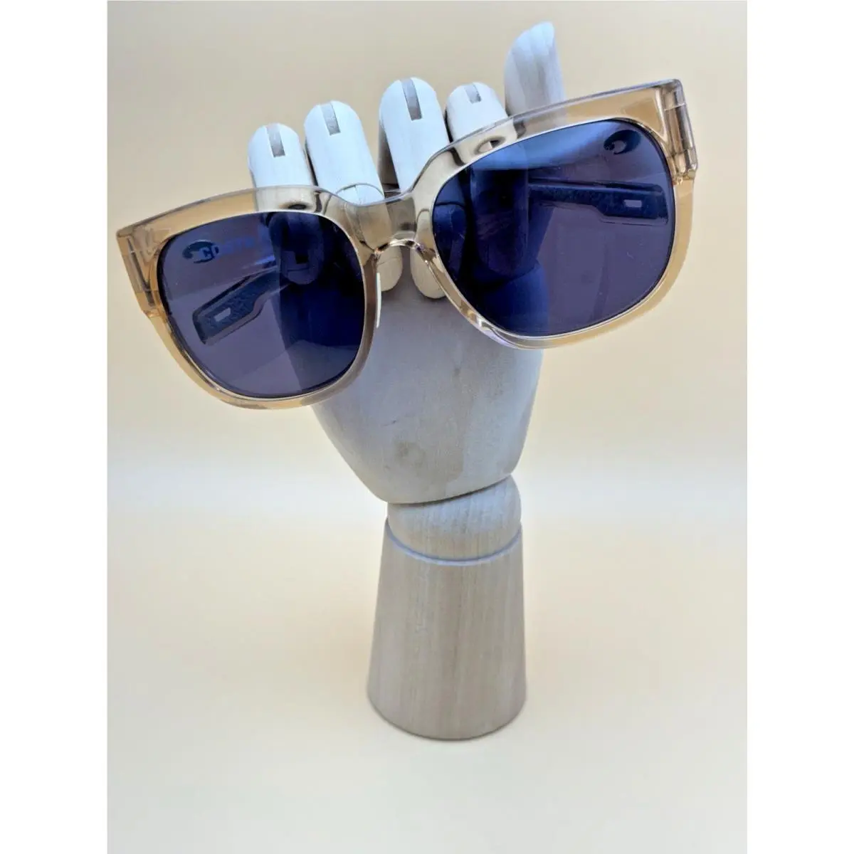 Sunglasses Delmar Costa Waterwoman 2 06S9004-0458 58-18 132