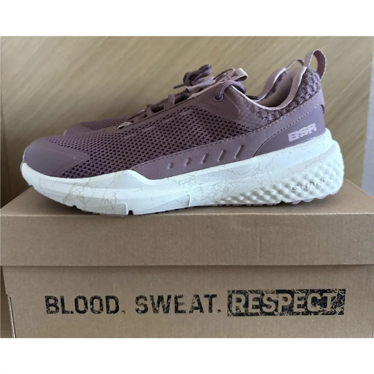 Under Armour Women`s Project Rock Blood Sweat Respect 5 Maroon Pink Size 9.5