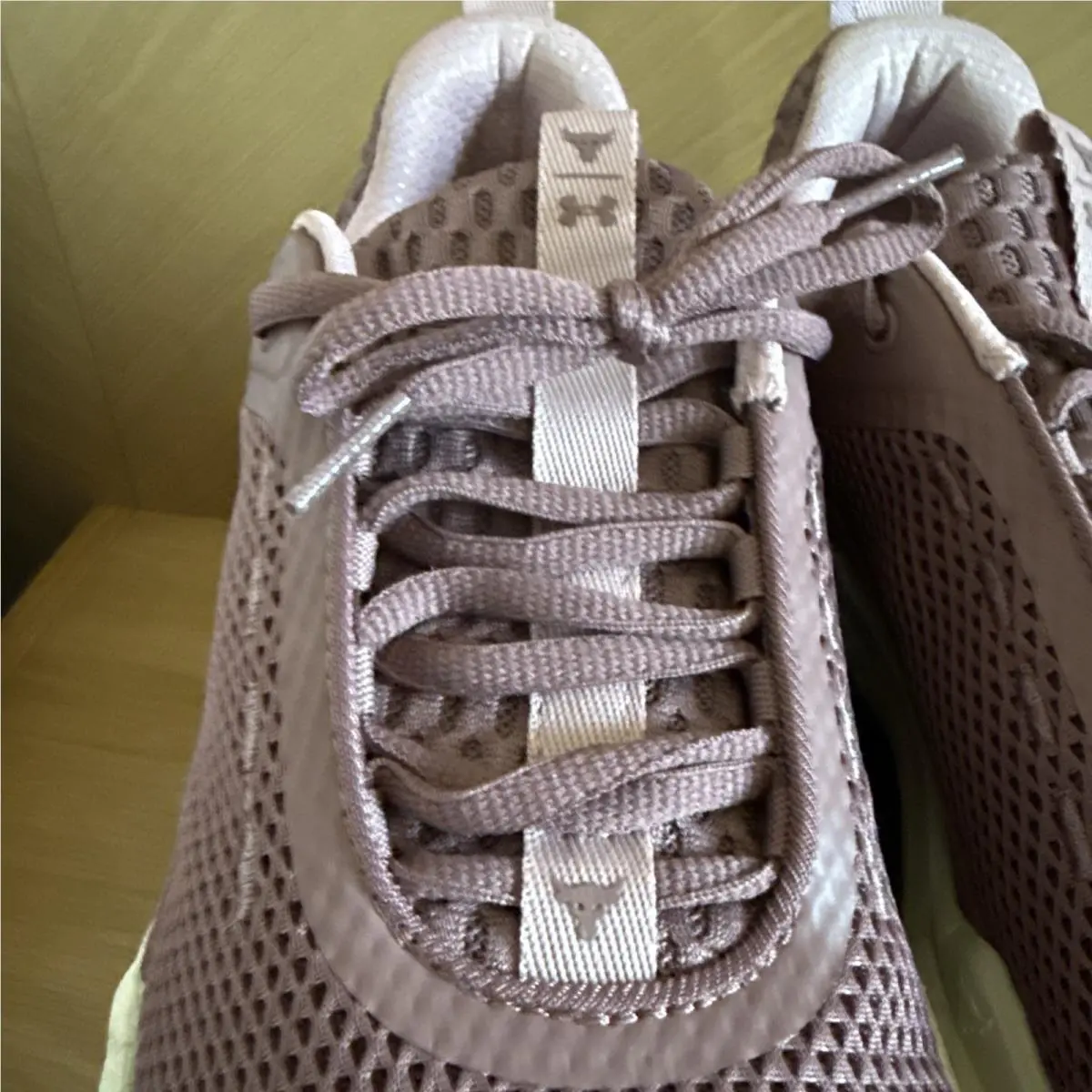 Under Armour shoes - Under Armour Project Rock BSR 5 - 3028301-651 - Maroon Pink (UPC: 0198632944707) 4