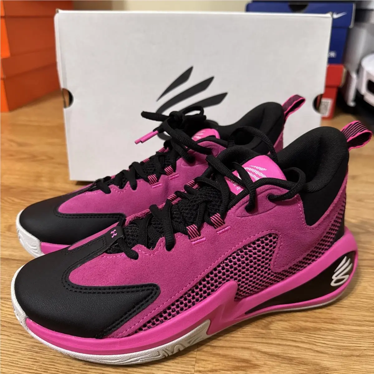 Pretty Pink Black Under Armour Curry 3Z 25 Sde Pink and Black Tennis Shoes 7.5