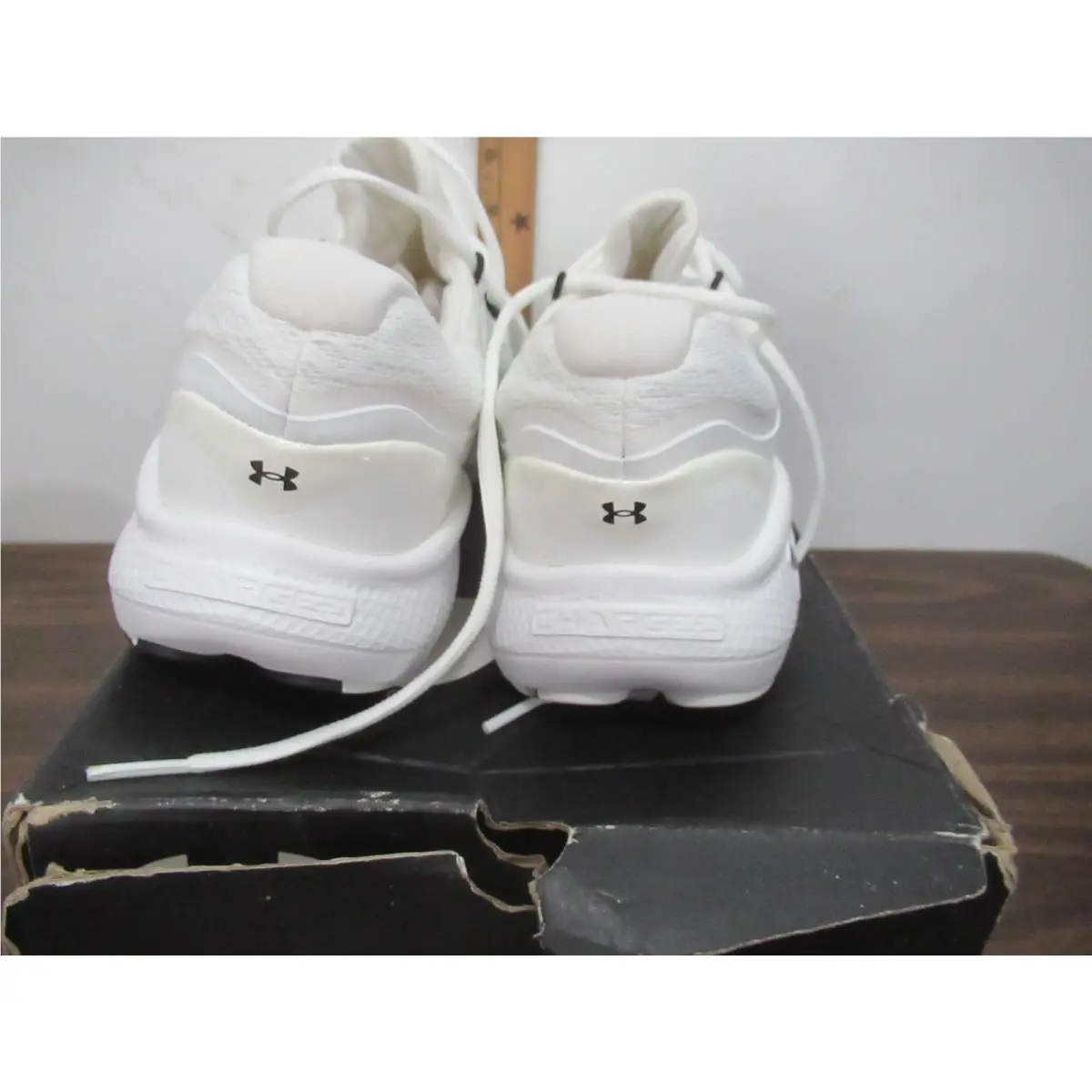 Under Armour shoes - White 3