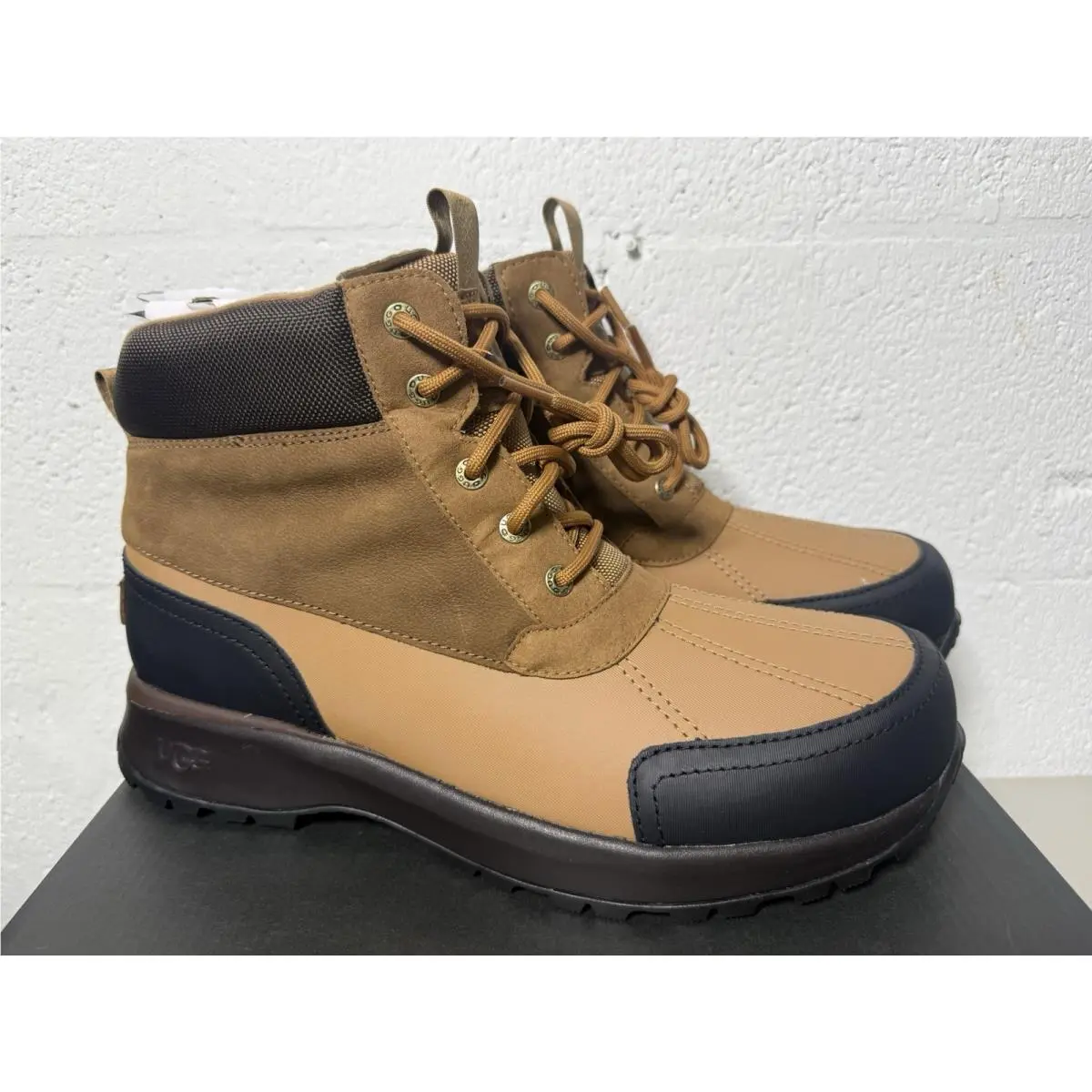 Ugg Men`s Emmett Duck Boot Chestnut Waterproof Size 13 1115834