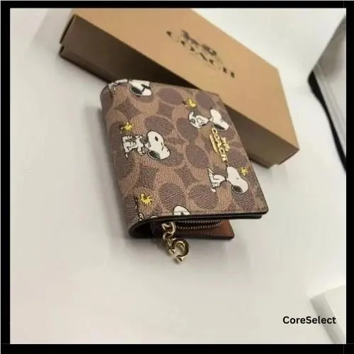 Coach X Peanuts Snap Wallet In Signature Canvas with Snoopy Print CBN32