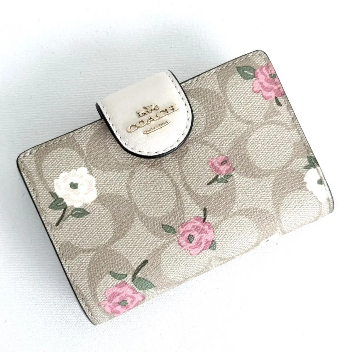 Coach Medium Corner Zip Wallet Leather CR968 Floral Golden Hardware Lt Khaki