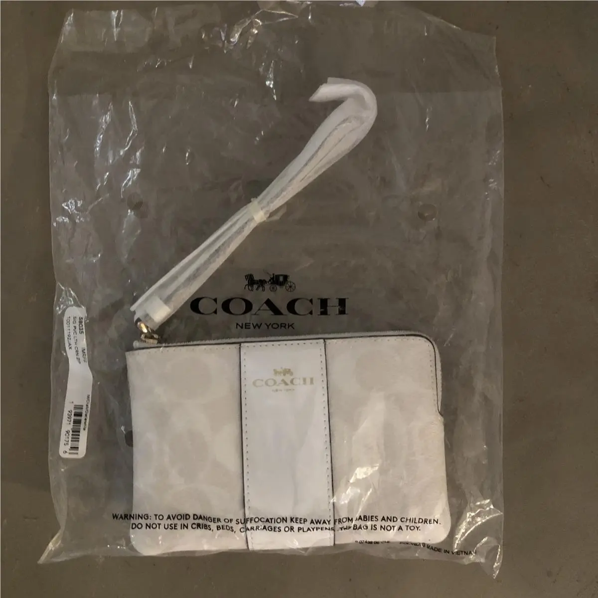 Coach Wristlet Purse Corner Zip Canvas Leather White Packaging