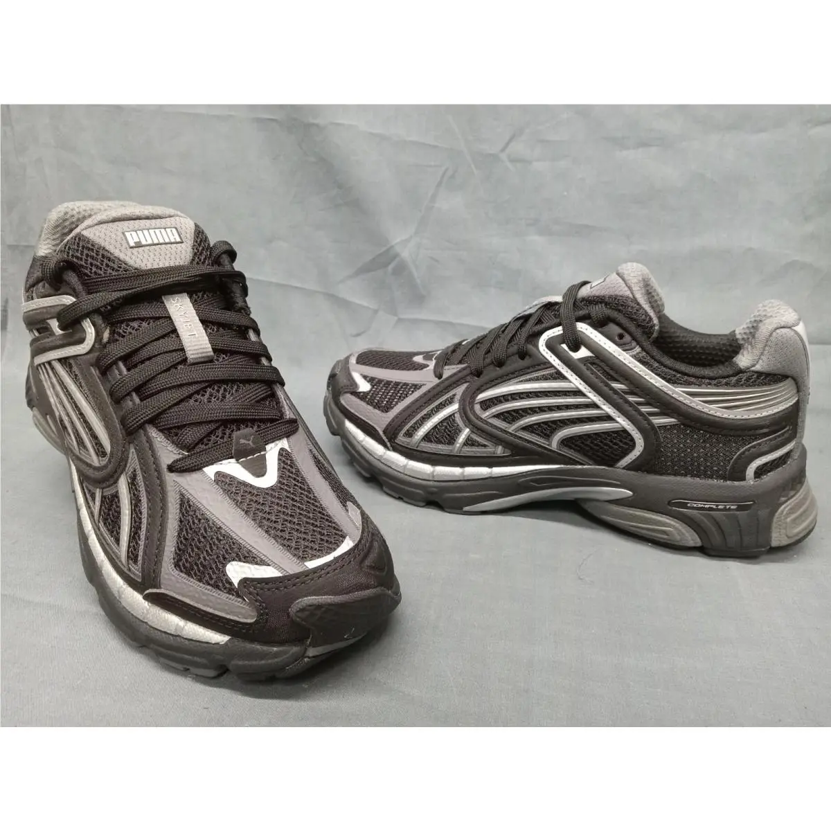 Puma Skyjet JR GS Sneakers Black Grey Silver Boys Size 5.5
