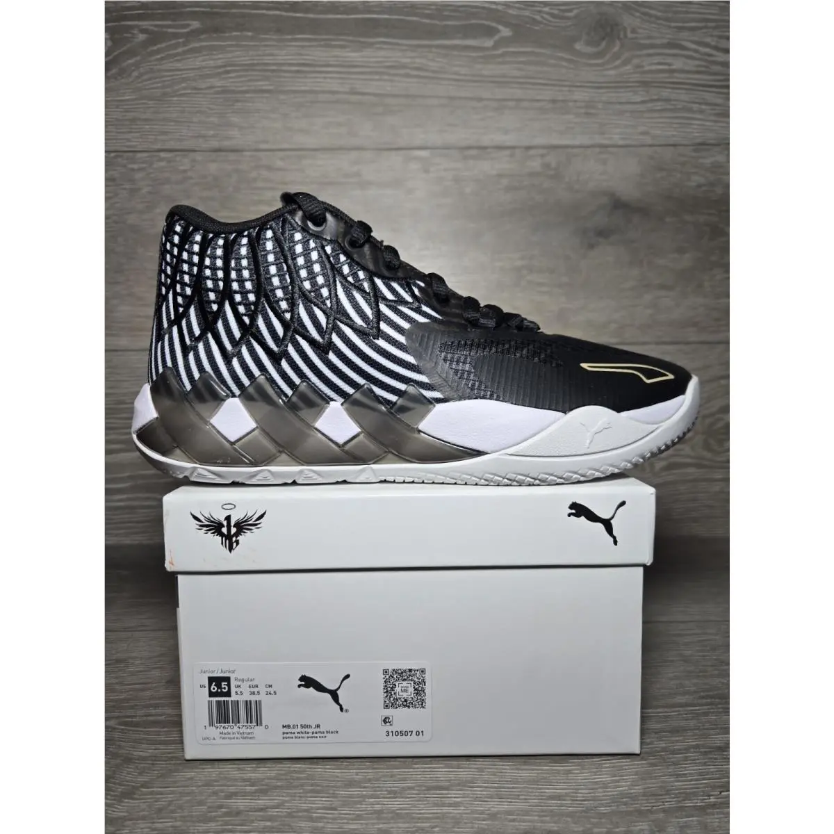Puma Lamelo Ball X Foot Locker 50th Anniversary Size 6.5 Youth / 8 Women Black White