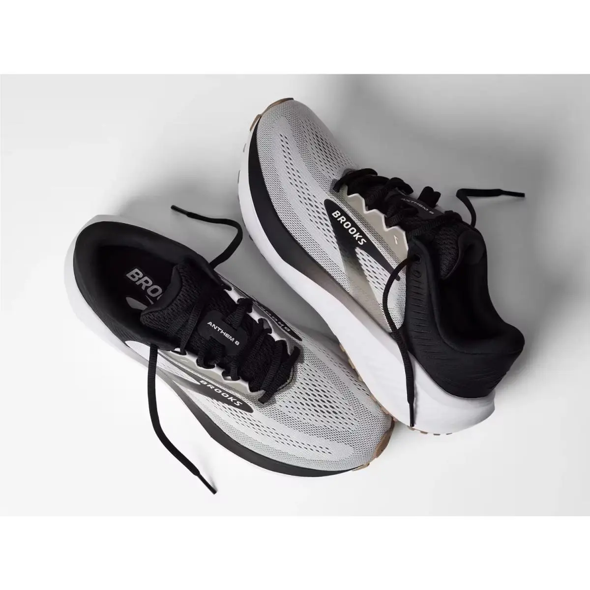 Brooks shoes - White/Black 15