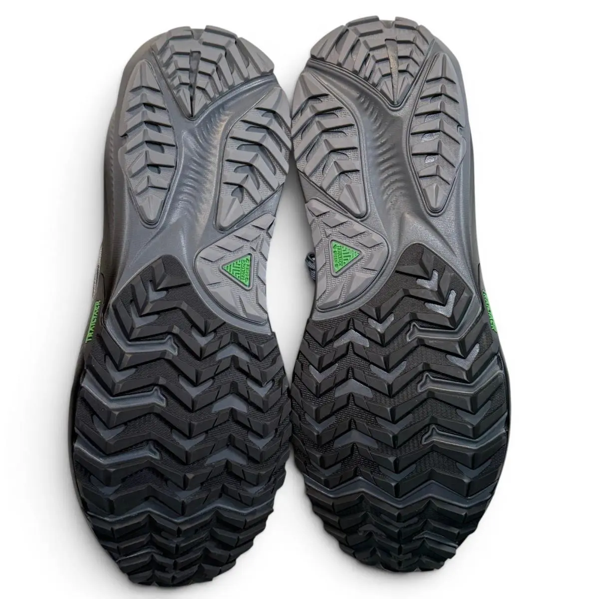 Brooks shoes - Ghost Trail - Ghost Trail - Gray 3