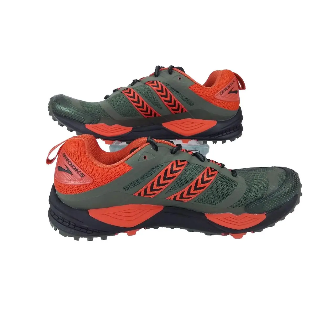 Brooks shoes - green/orange/black 1