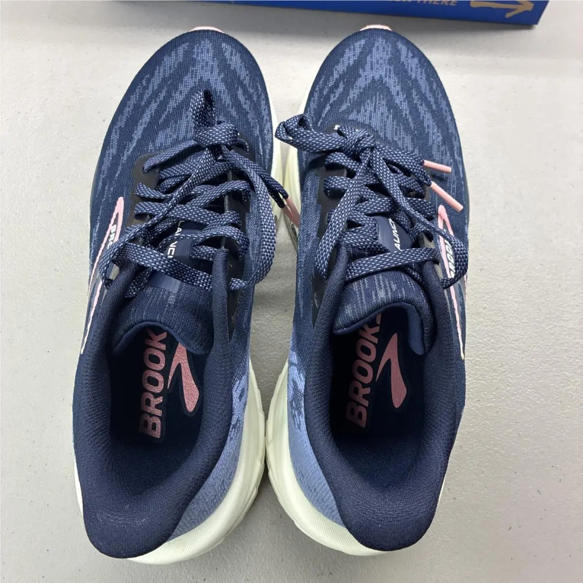 Brooks shoes - Brooks Launch 11 - Launch - Blue 3