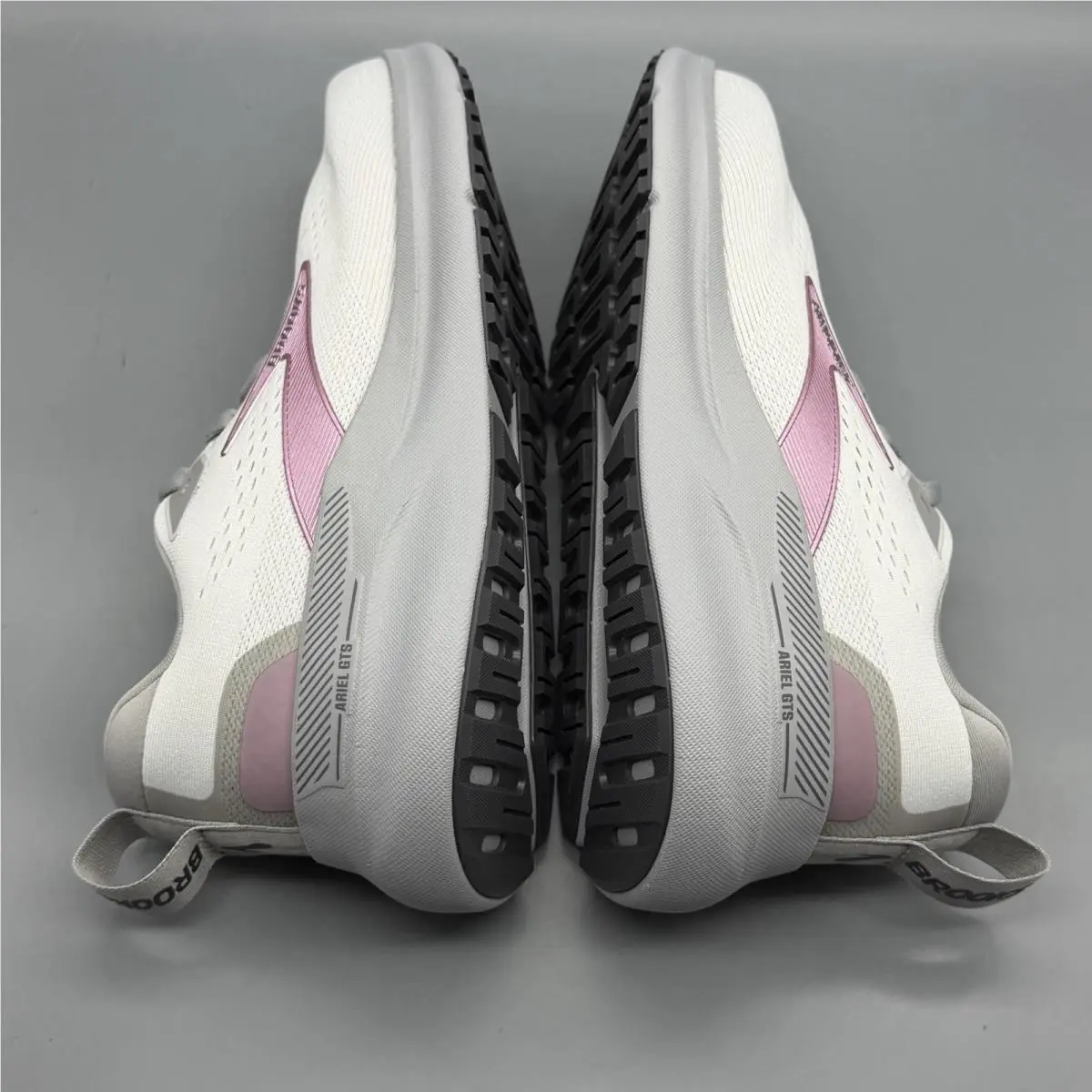 Brooks shoes - Brooks Ariel GTS 26 - Ariel GTS - 1204441B094 - Gray (UPC: 0195394754964) 4