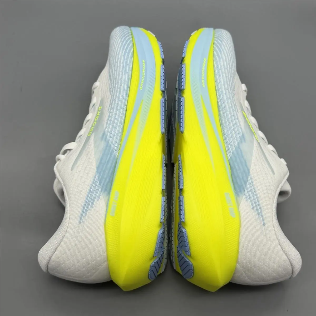 Brooks shoes - Brooks Ghost Amp - Ghost Amp - 1204861B130 - White (UPC: 0195394901276) 4