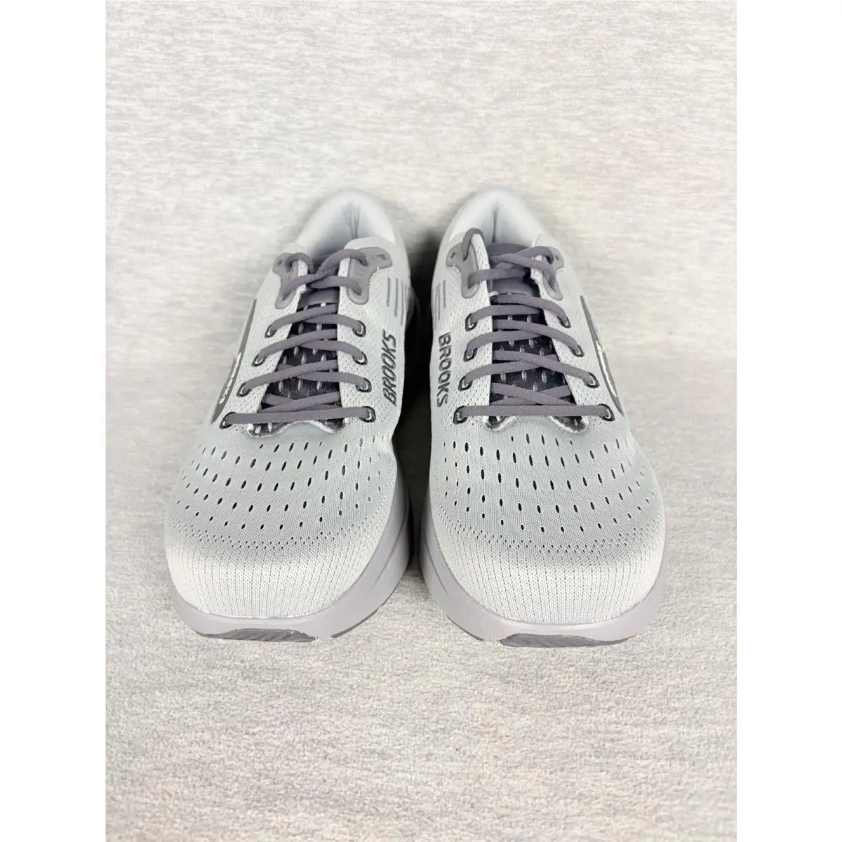 Brooks shoes - Brooks Ghost Max - Ghost Max - White 5